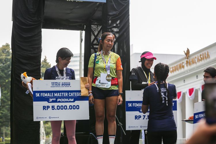 Race photo from KEMLU RUN 2025
