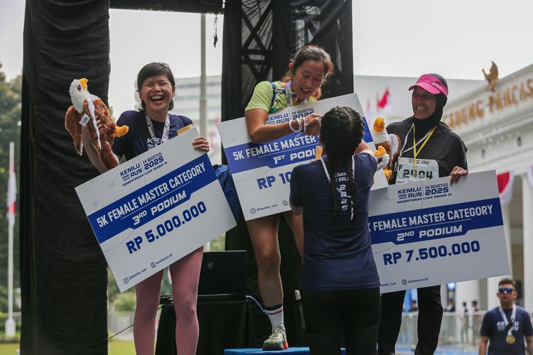 Race photo from KEMLU RUN 2025