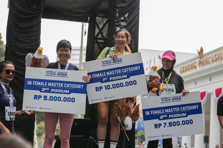 Race photo from KEMLU RUN 2025