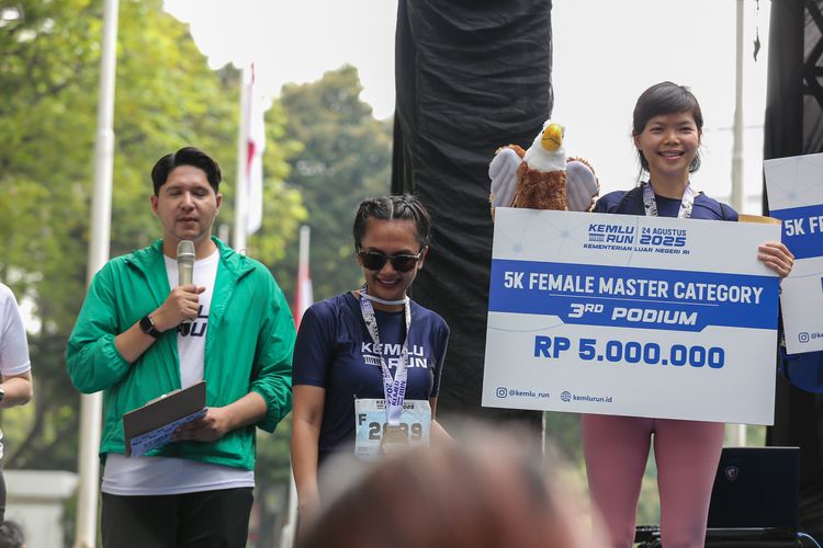 Race photo from KEMLU RUN 2025
