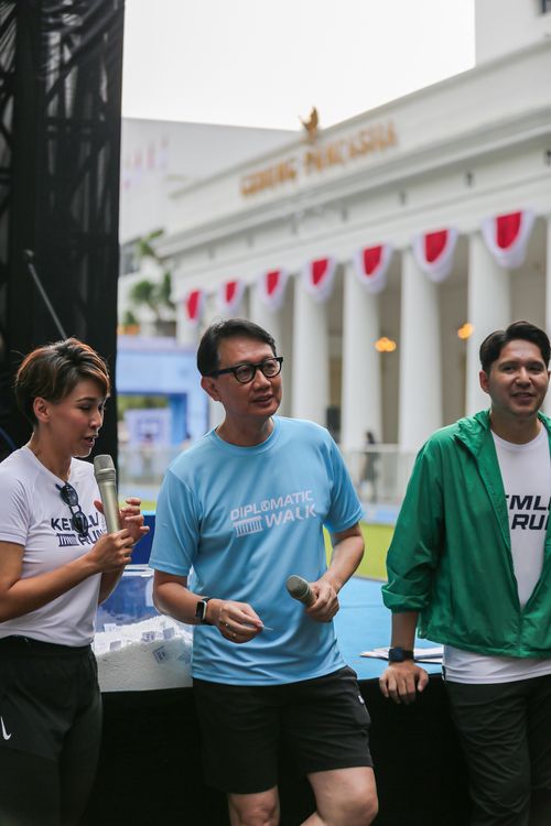 Race photo from KEMLU RUN 2025