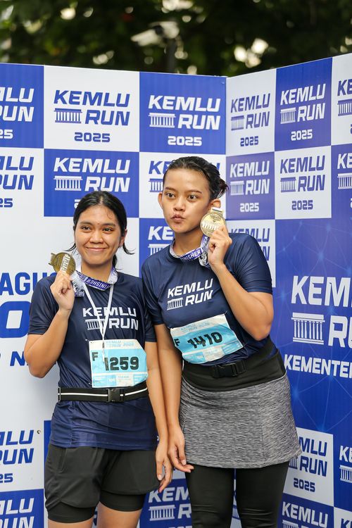 Race photo from KEMLU RUN 2025
