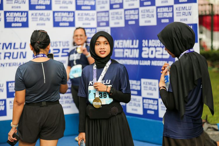 Race photo from KEMLU RUN 2025
