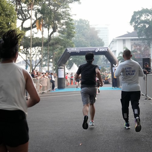 Race photo from Yumaju Berlebarun Besama ASICS
