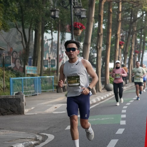 Race photo from Yumaju Berlebarun Besama ASICS