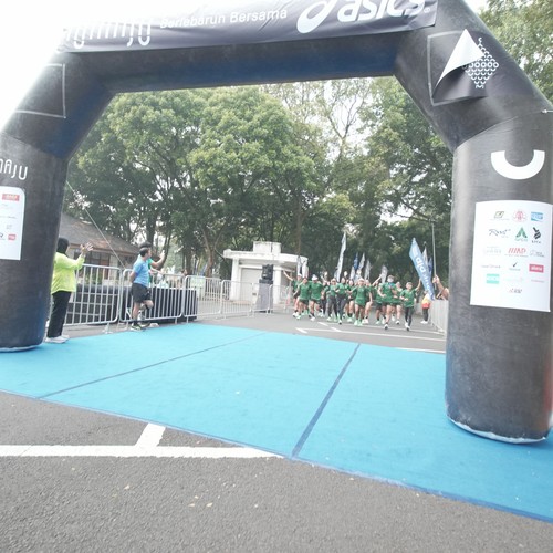 Race photo from Yumaju Berlebarun Besama ASICS