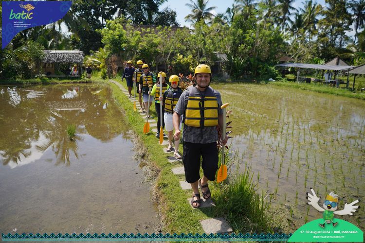 Race photo from Telin Batic 2024 Photo Search