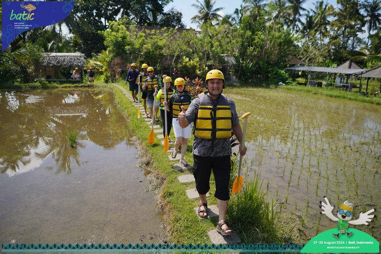 Race photo from Telin Batic 2024 Photo Search