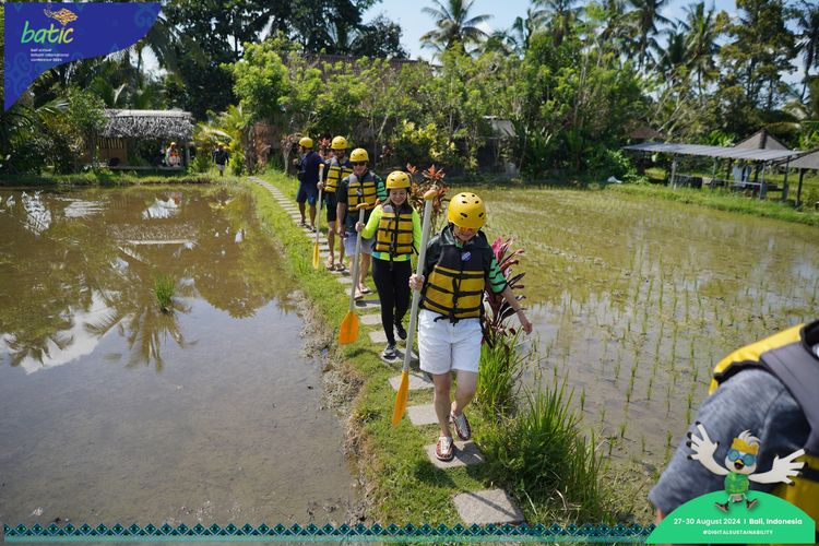 Race photo from Telin Batic 2024 Photo Search