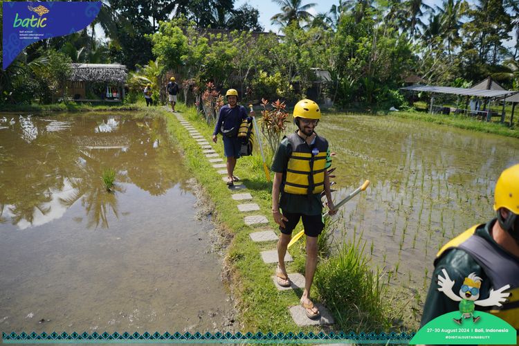 Race photo from Telin Batic 2024 Photo Search