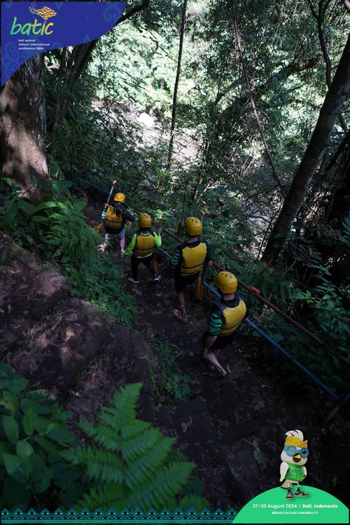 Race photo from Telin Batic 2024 Photo Search