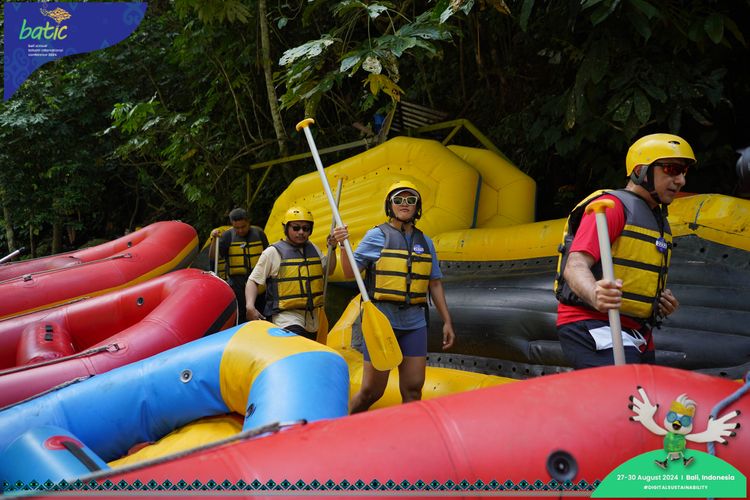 Race photo from Telin Batic 2024 Photo Search