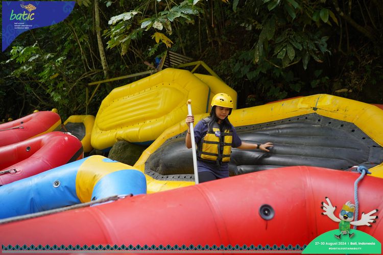 Race photo from Telin Batic 2024 Photo Search