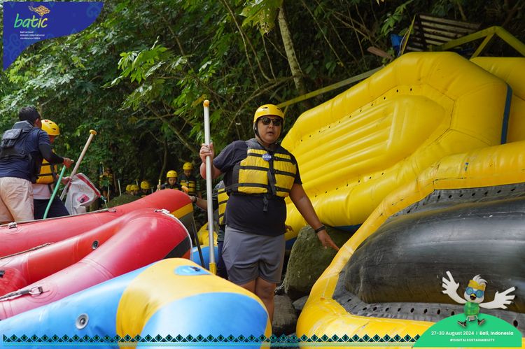Race photo from Telin Batic 2024 Photo Search