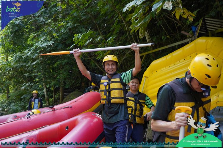 Race photo from Telin Batic 2024 Photo Search