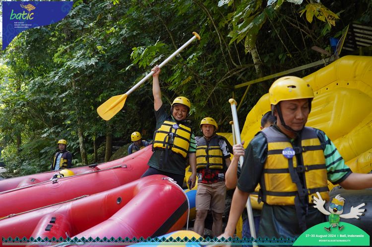 Race photo from Telin Batic 2024 Photo Search