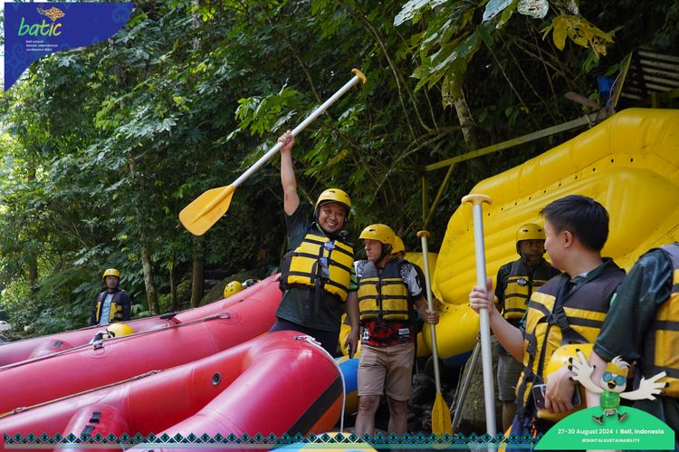 Race photo from Telin Batic 2024 Photo Search