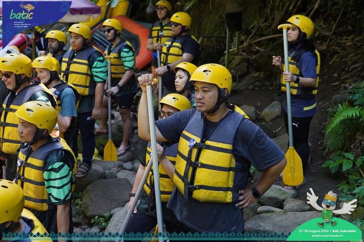 Race photo from Telin Batic 2024 Photo Search