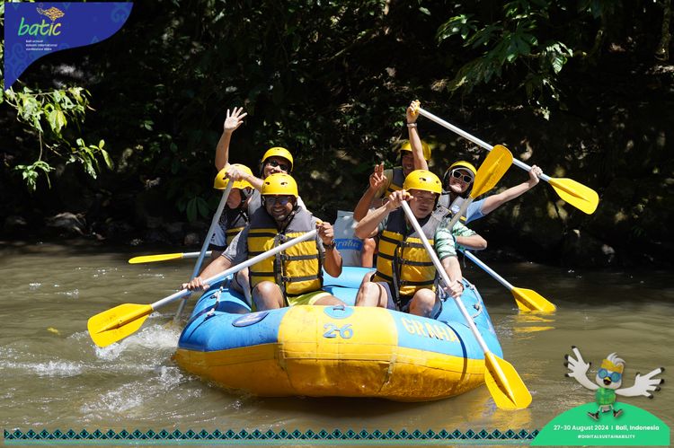 Race photo from Telin Batic 2024 Photo Search