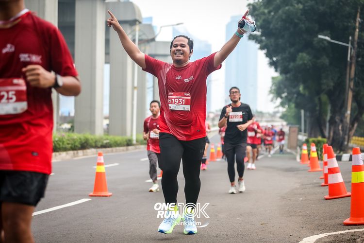 Race photo from ONE RUN 10 K