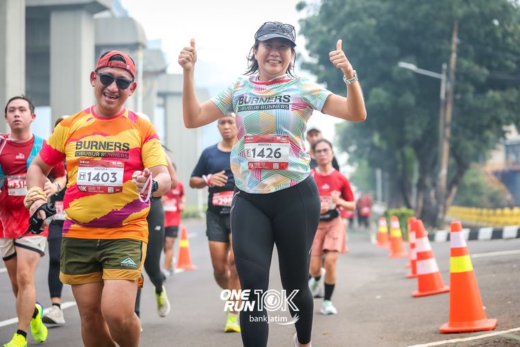Race photo from ONE RUN 10 K
