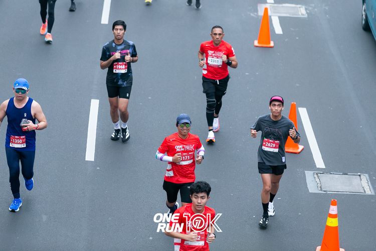 Race photo from ONE RUN 10K 2025