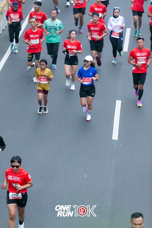 Race photo from ONE RUN 10K 2025