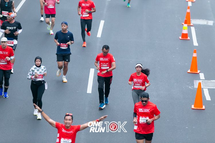 Race photo from ONE RUN 10K 2025