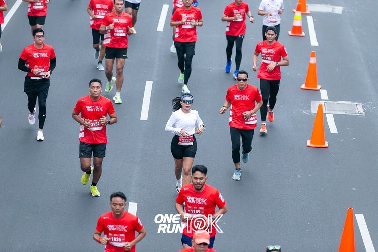 Race photo from ONE RUN 10K 2025