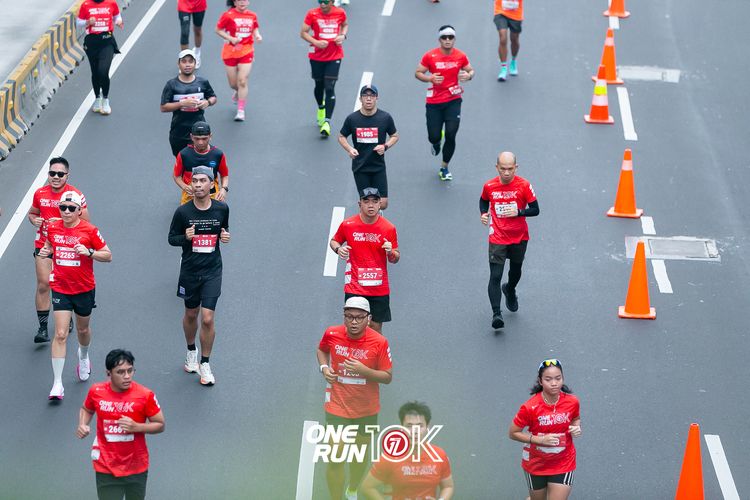 Race photo from ONE RUN 10K 2025