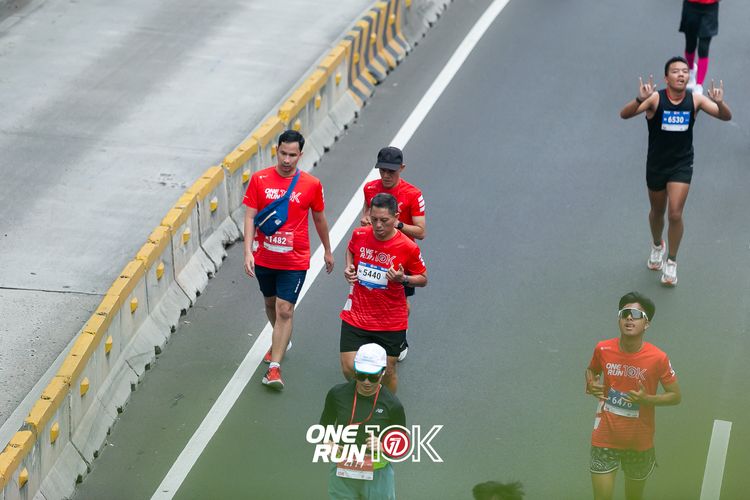 Race photo from ONE RUN 10K 2025