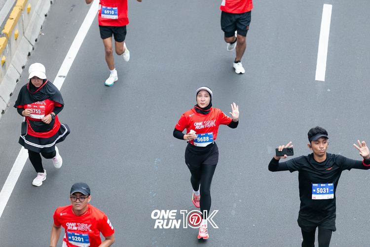 Race photo from ONE RUN 10K 2025