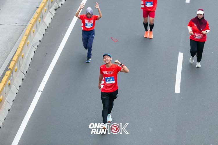 Race photo from ONE RUN 10K 2025