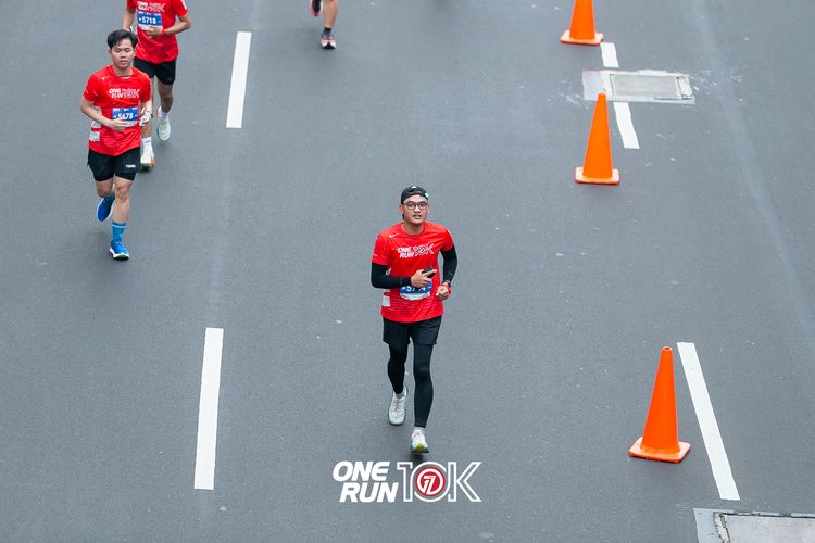 Race photo from ONE RUN 10K 2025