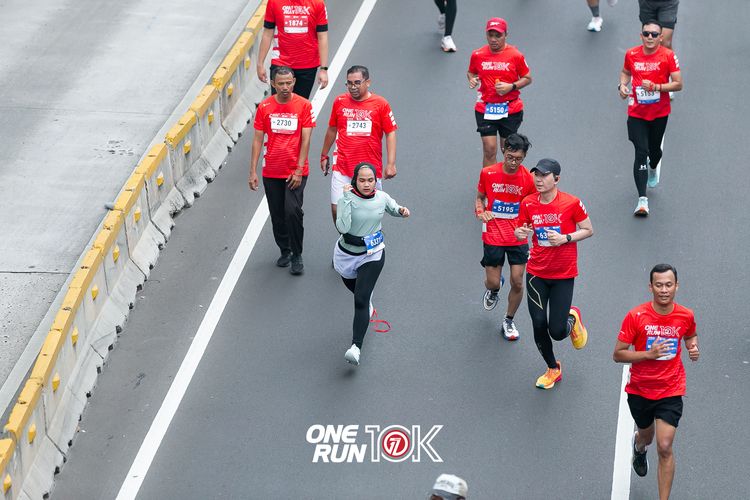 Race photo from ONE RUN 10K 2025