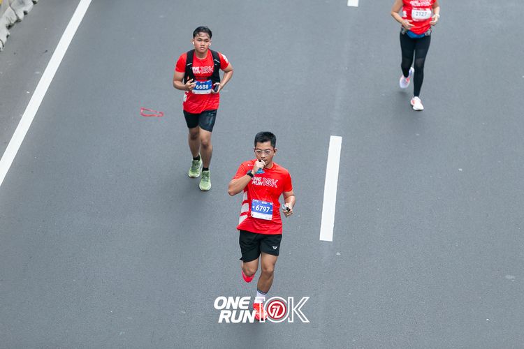 Race photo from ONE RUN 10K 2025