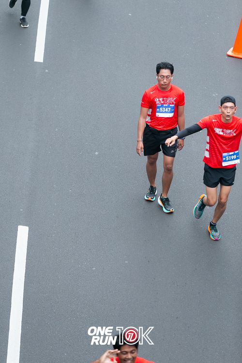 Race photo from ONE RUN 10K 2025