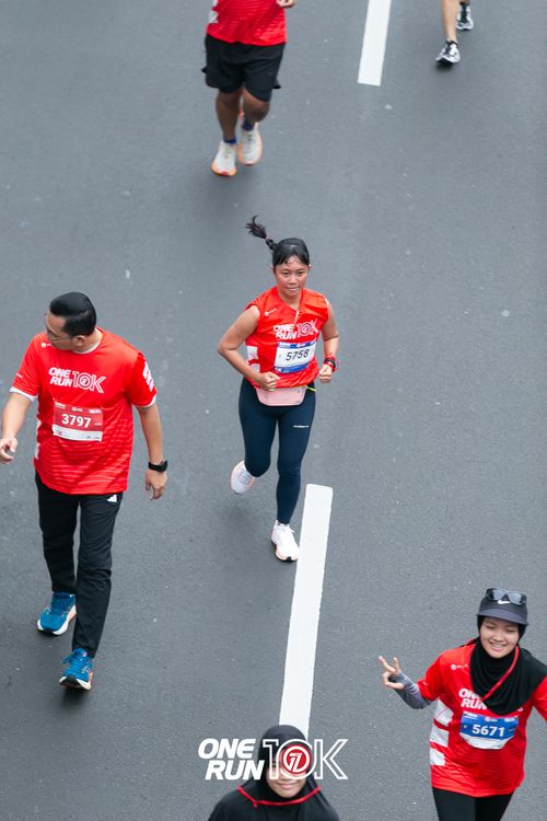 Race photo from ONE RUN 10K 2025