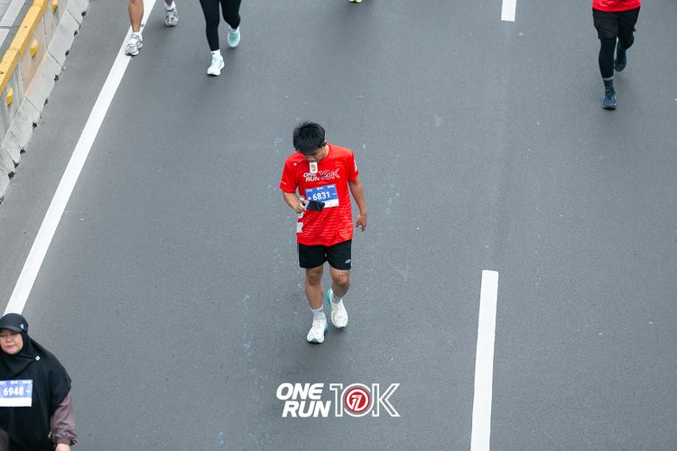 Race photo from ONE RUN 10K 2025