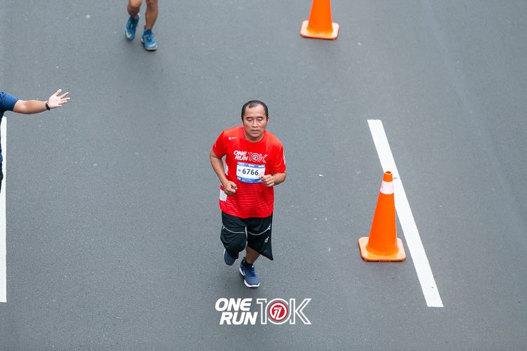 Race photo from ONE RUN 10K 2025