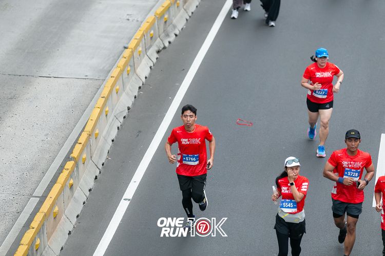 Race photo from ONE RUN 10K 2025