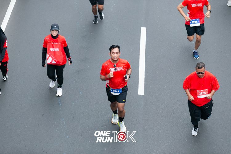 Race photo from ONE RUN 10K 2025