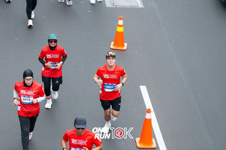 Race photo from ONE RUN 10K 2025