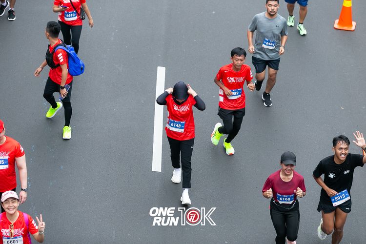 Race photo from ONE RUN 10K 2025