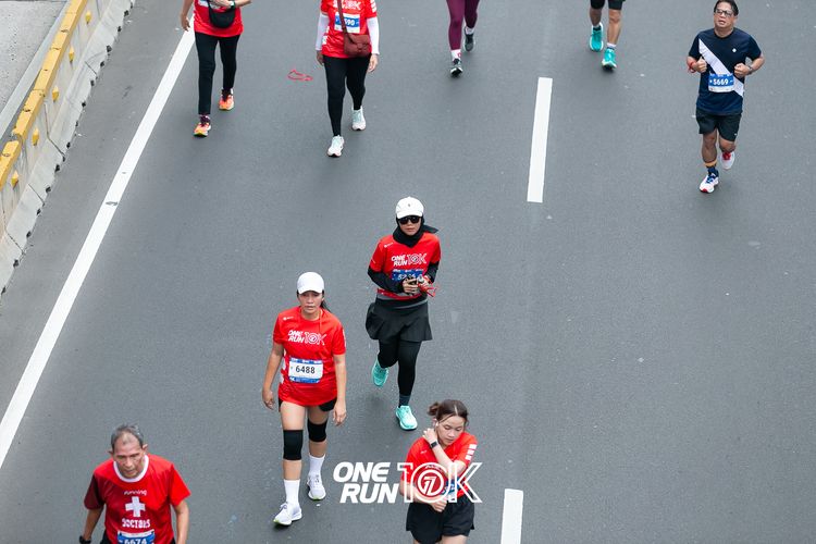 Race photo from ONE RUN 10K 2025
