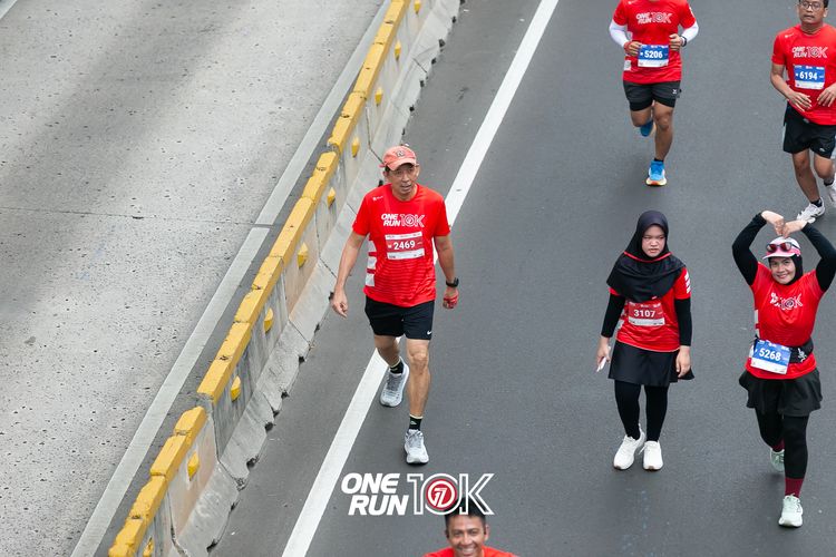 Race photo from ONE RUN 10K 2025