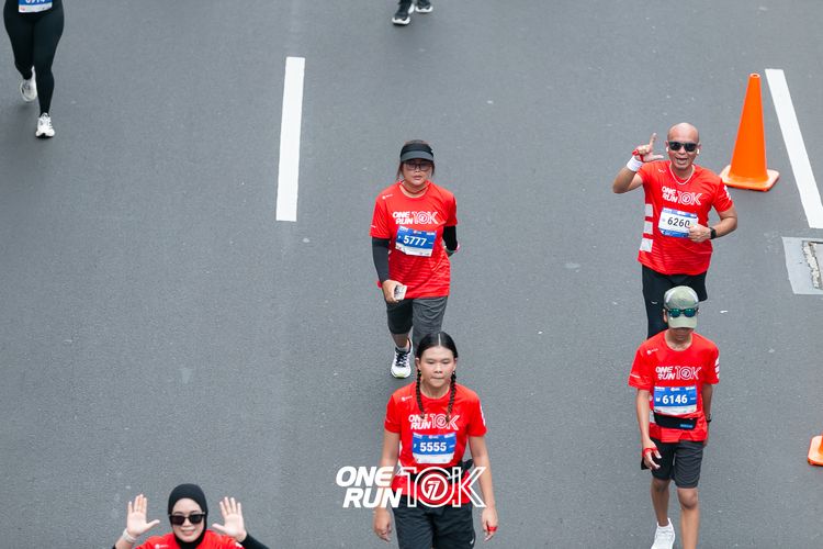 Race photo from ONE RUN 10K 2025