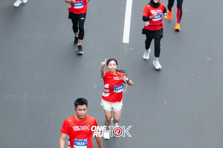 Race photo from ONE RUN 10K 2025