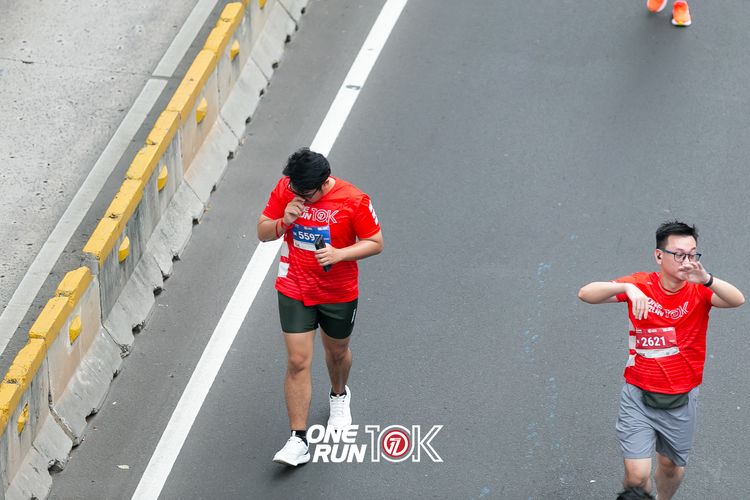 Race photo from ONE RUN 10K 2025