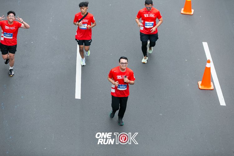 Race photo from ONE RUN 10K 2025